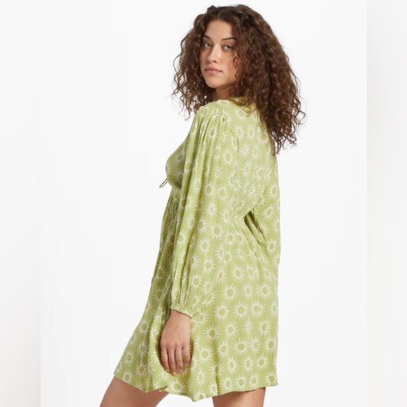 BILLABONG WOMEN'S BE FREE DRESS PALM GREEN - Picture 3 of 5